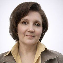 Сухарева Любовь